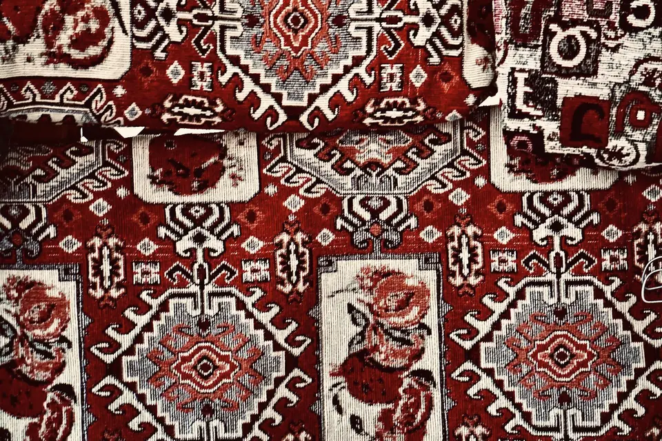 Decorative, Traditional Carpet